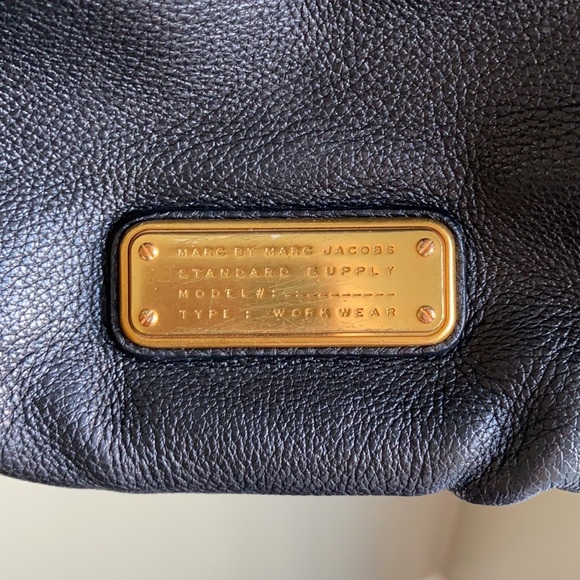 Marc By Marc Jacobs Purse - Picture 9 of 10